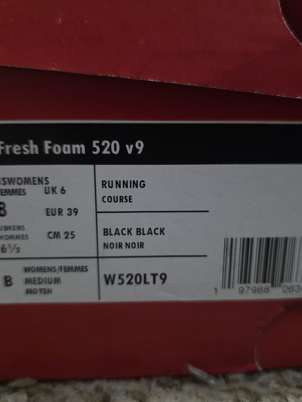 New Balance Fresh Foam 520 v9 - Black